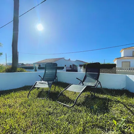 Casa Cacaus, Aljezur بيت ضيافة 3*